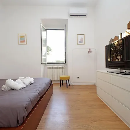 Urban Retreat Pigneto, شقة روما